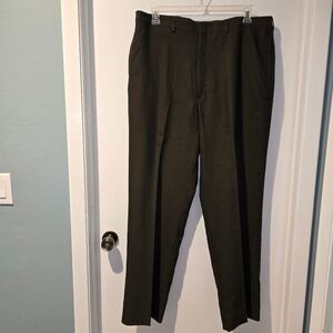 Haggar  Black Flat Front Mens Dress Pants 38x34